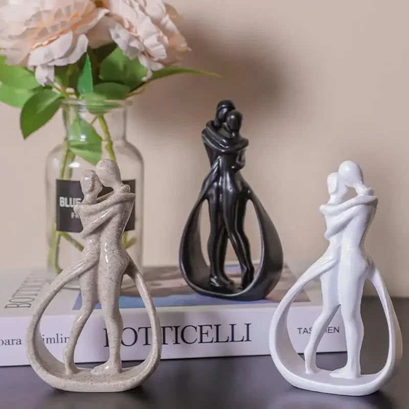 Abstract Hugging Couple Resin Sculpture – Modern Home Décor
