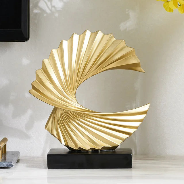 Abstract Resin Sculpture – Modern Golden Decorative Statue