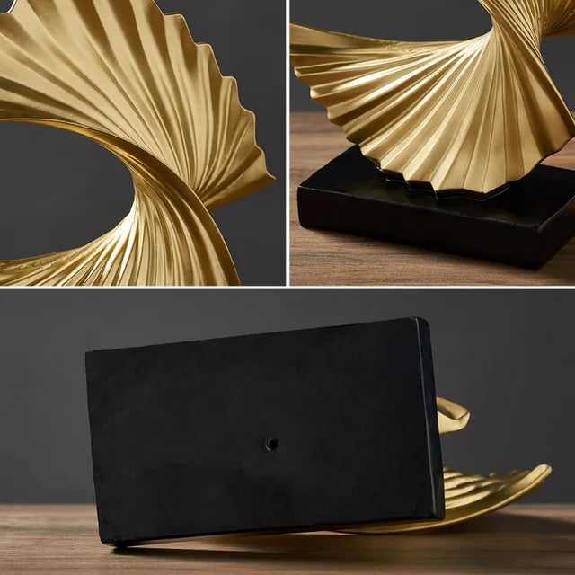 Abstract Resin Sculpture – Modern Golden Decorative Statue