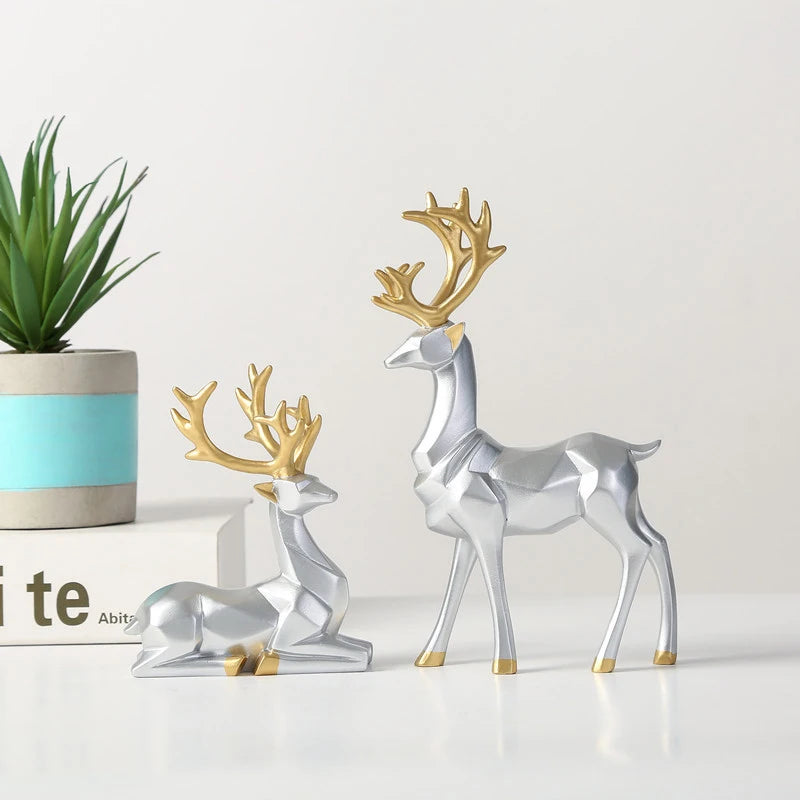 Geometric Resin Elk Sculpture – Modern Gold Deer Décor